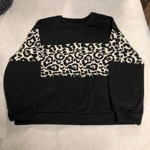 Women’s Black and Cheetah Print Pullover Sweatshirt